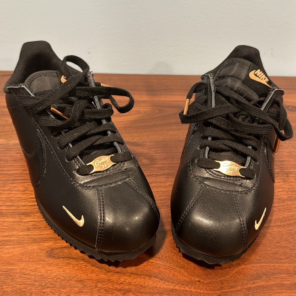 Women’s Nike Cortez ‘72 Size 7.5